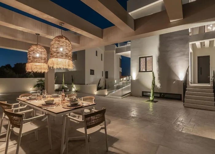 Gioarde Luxury Villa With Private Pool & Sea Views, By Zantewize